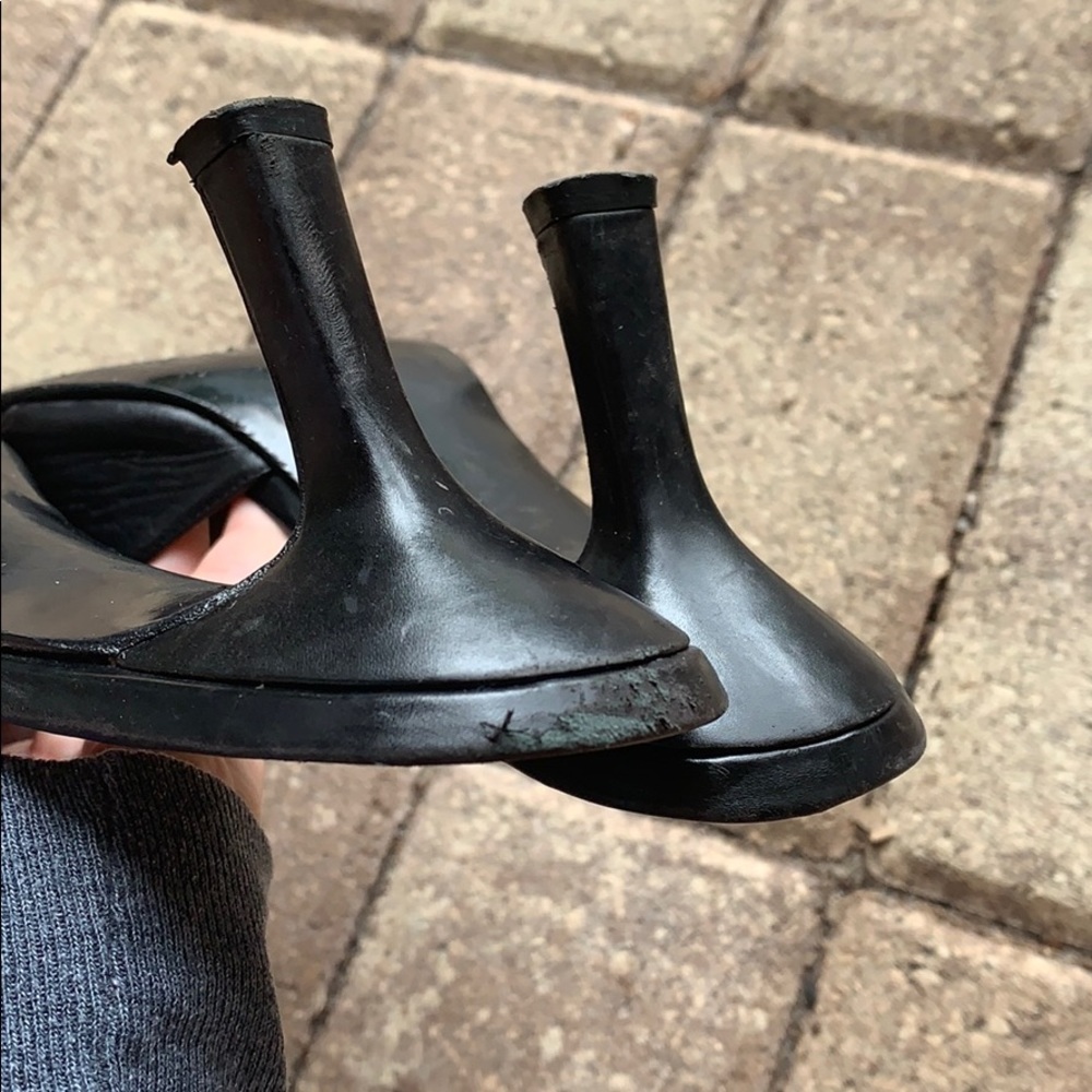 Stuart Weitzman Size 8 1/2 Authentic Heels - image 5